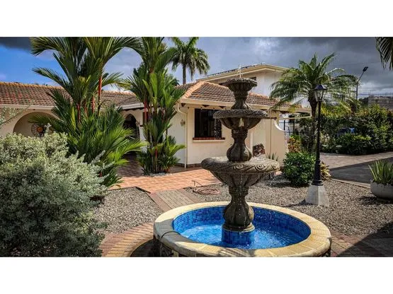 Large multi-family rental property in superb condition and with excellent location - image 5