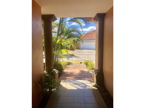 Sale / Very Nice House in Condominium, Lindora, Pozos, Santa Ana, San Jose - image 12