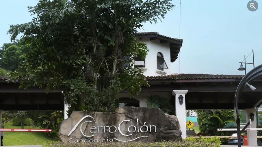 Sale / Impressive Lot in the Cerro Condominium, Ciudad, San Jose - image 3