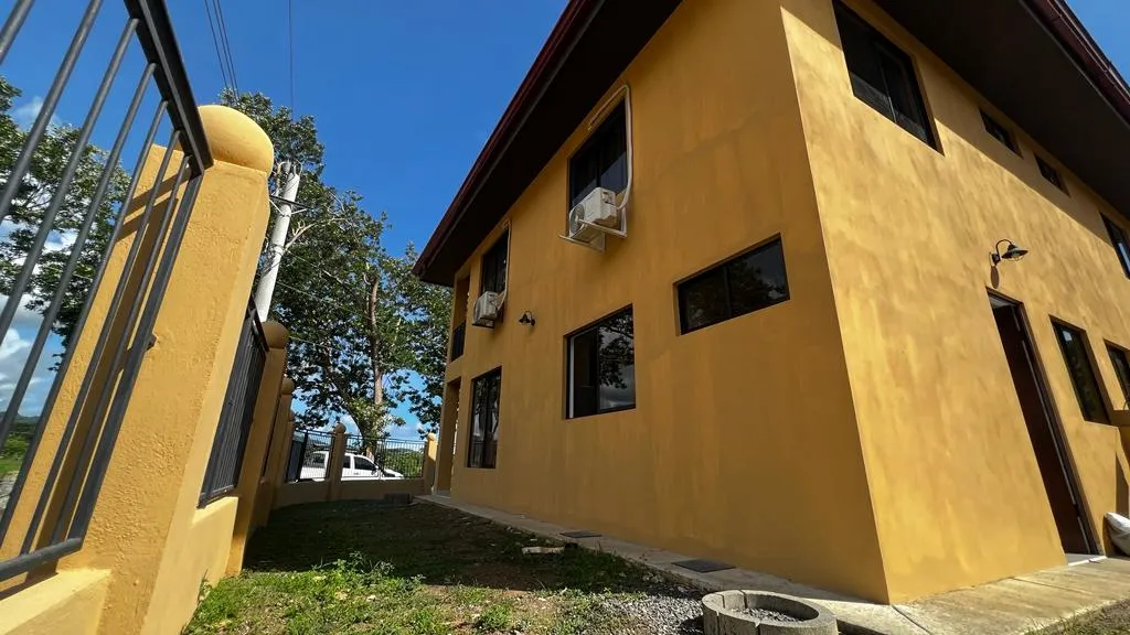 House for sale in Jaco just a few minutes from the beach. - image 4