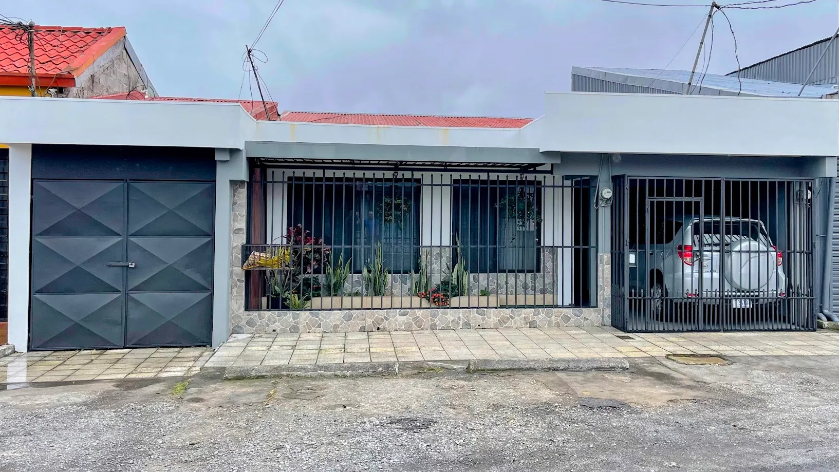 HOUSE WITH APARTMEN FOR SALE IN SAN RAMON, ALAJUELA   - image 3
