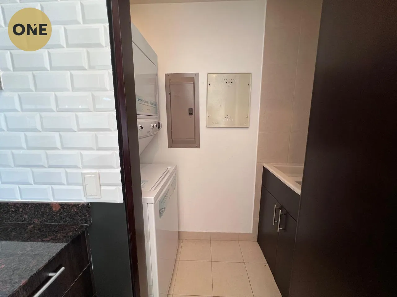 Great Investment Opportunity in the Exclusive La Nunciatura Area! - image 5