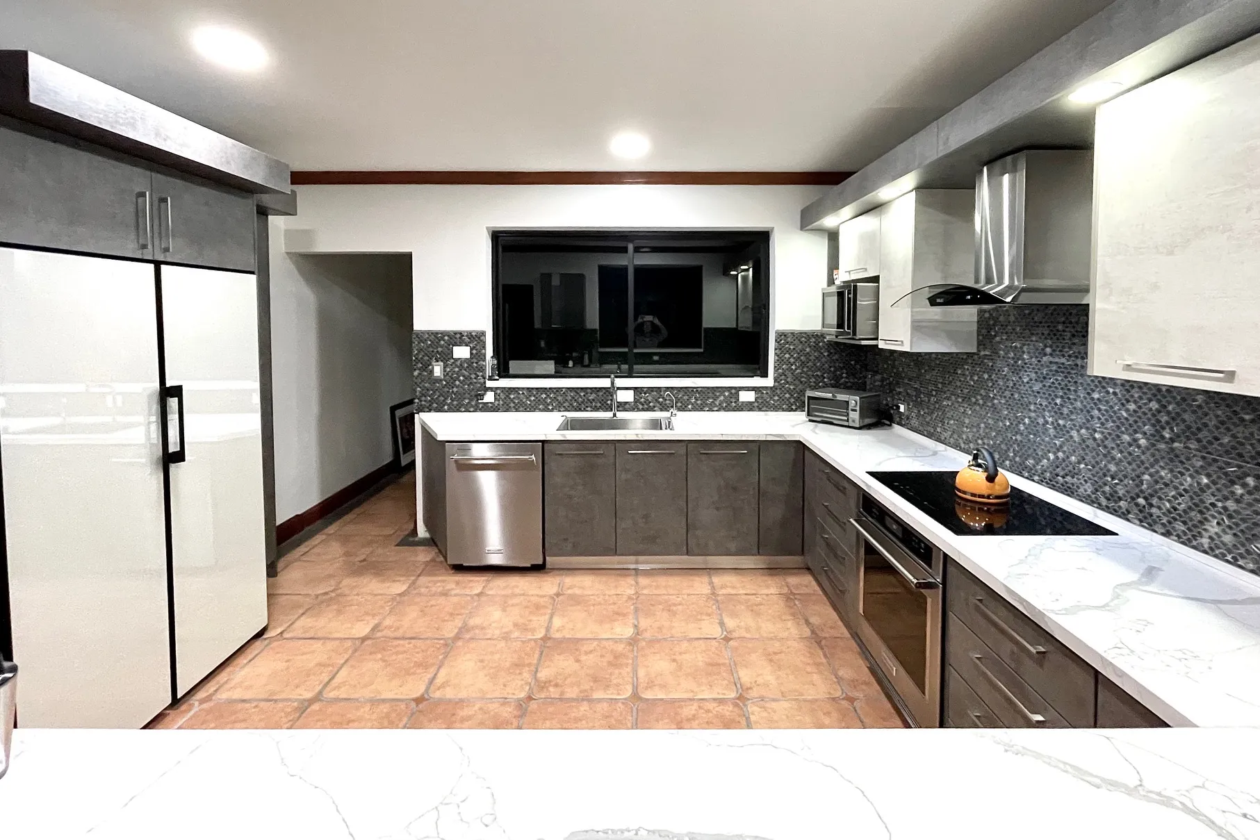 For Sale: Independent House in Trejos Montealegre – Escazú - image 9