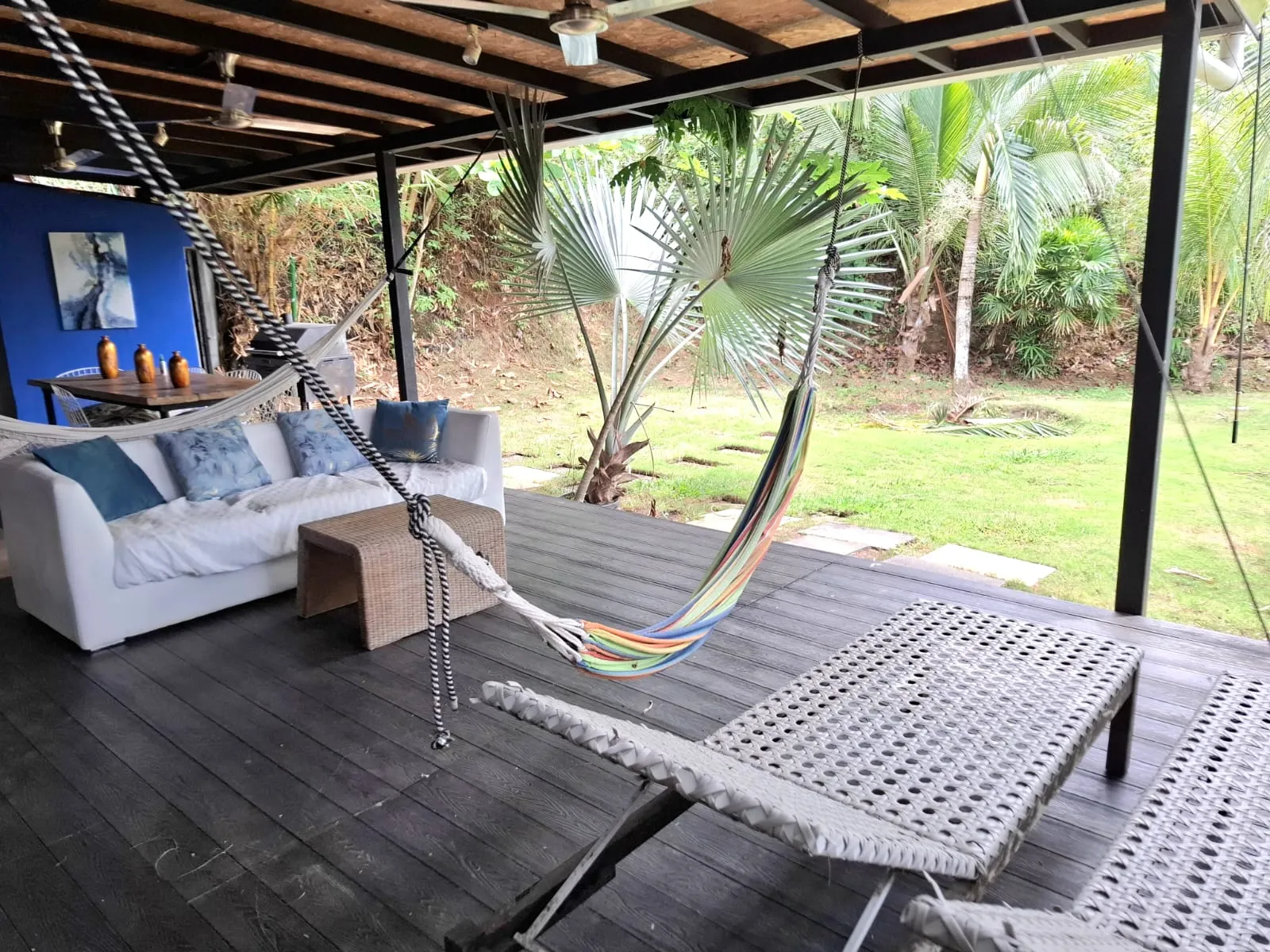 Open-Concept Gem in Herradura Near Nature & Marina - image 13