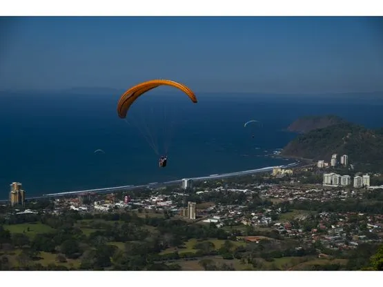 Invest Opportunity with this Hostel in Jaco - image 14