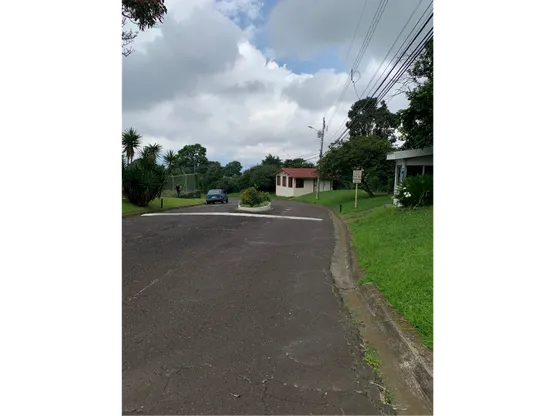 SE VENDE FOR SALE Lote para construir San Rafael Heredia Kity Mat - image 1