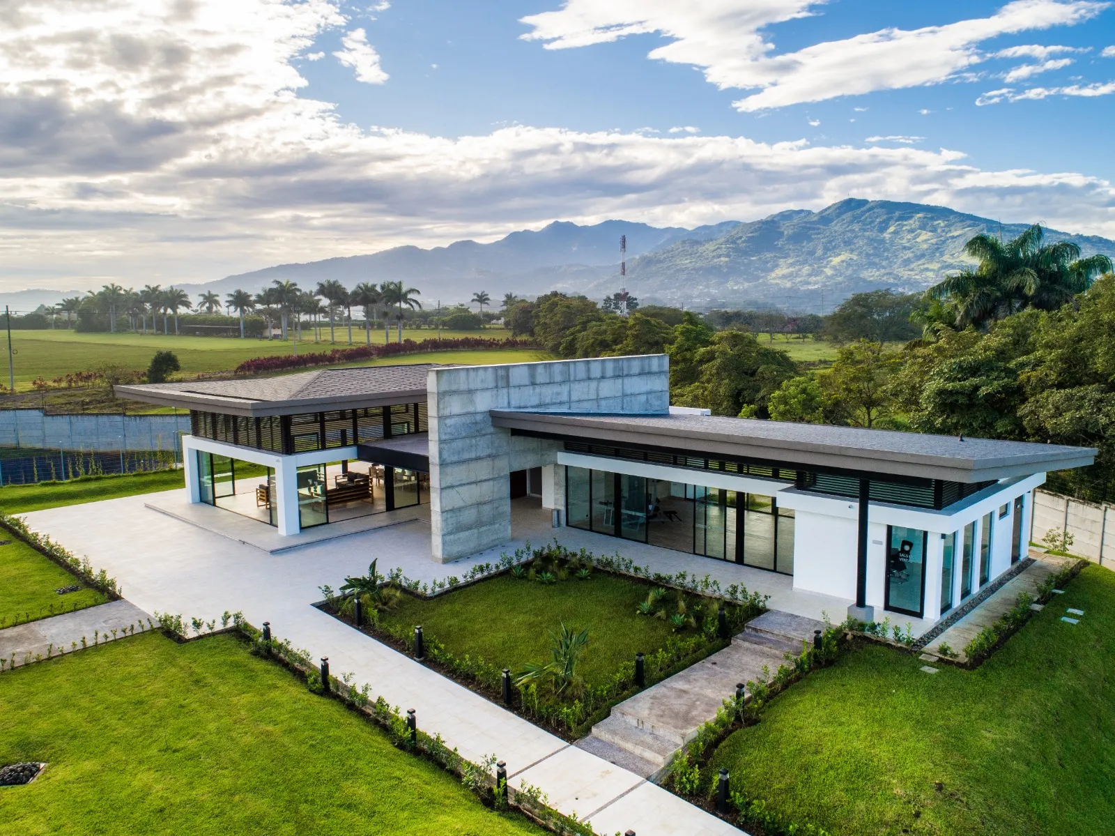 Lots for Sale in a Special Condominium in San Rafael de Alajuela - image 9