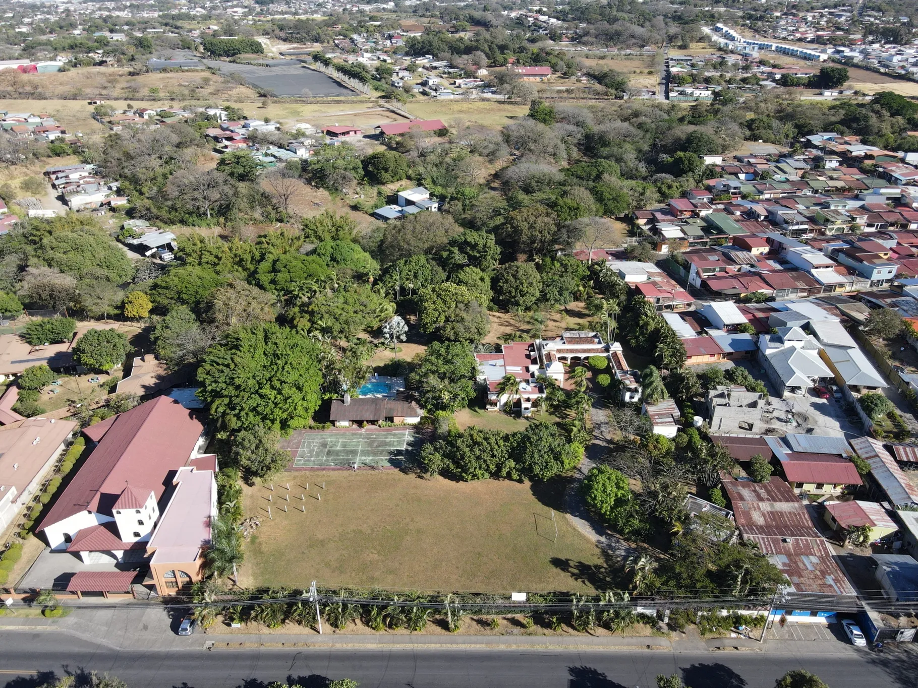 UNIQUE DEVELOPMENT PROPERTY IN SAN RAFAEL, ALAJUELA - image 6