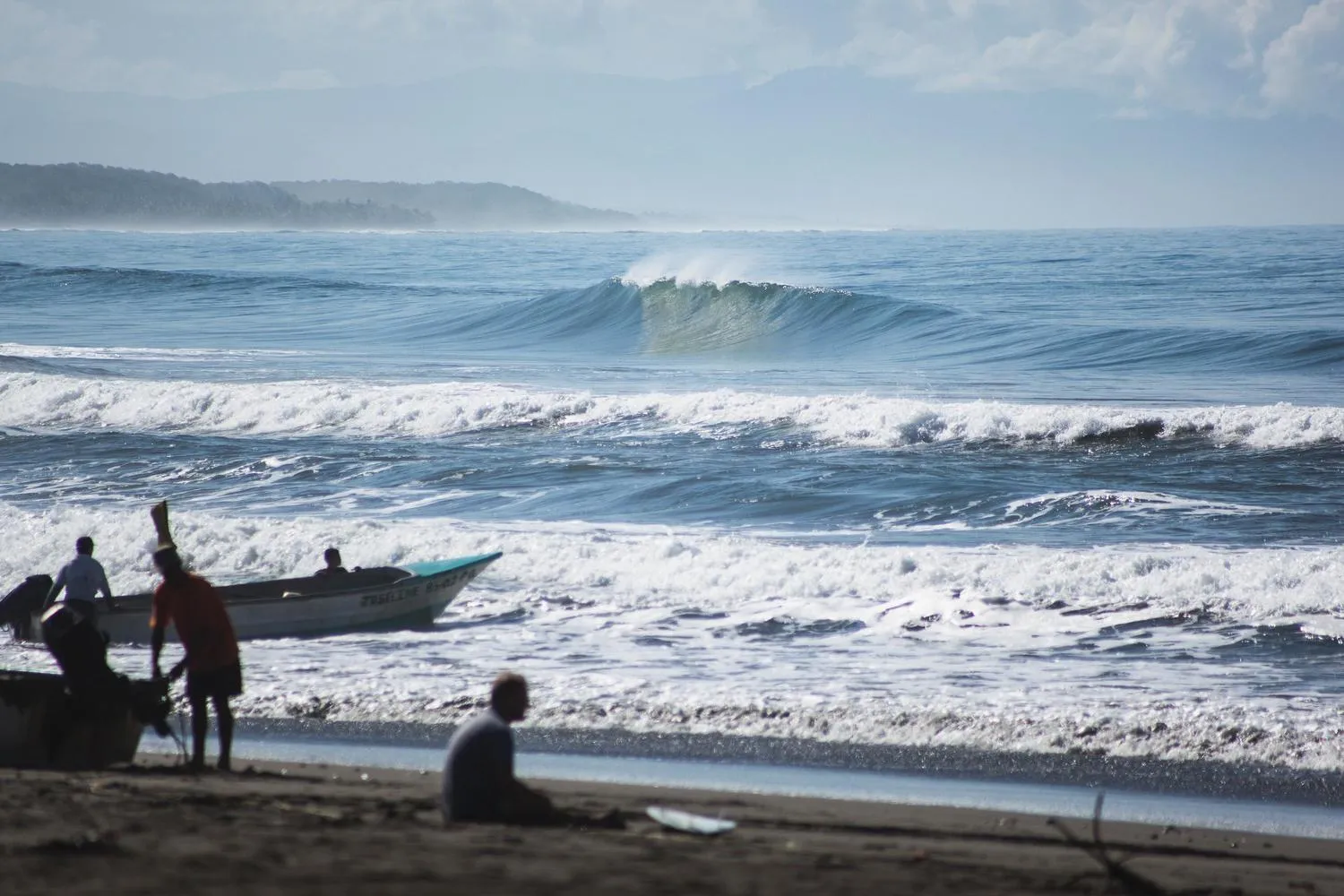 Hermosa Clouds Retreat: Best Views of Central Pacific (Home with Guest Cabins) - image 9