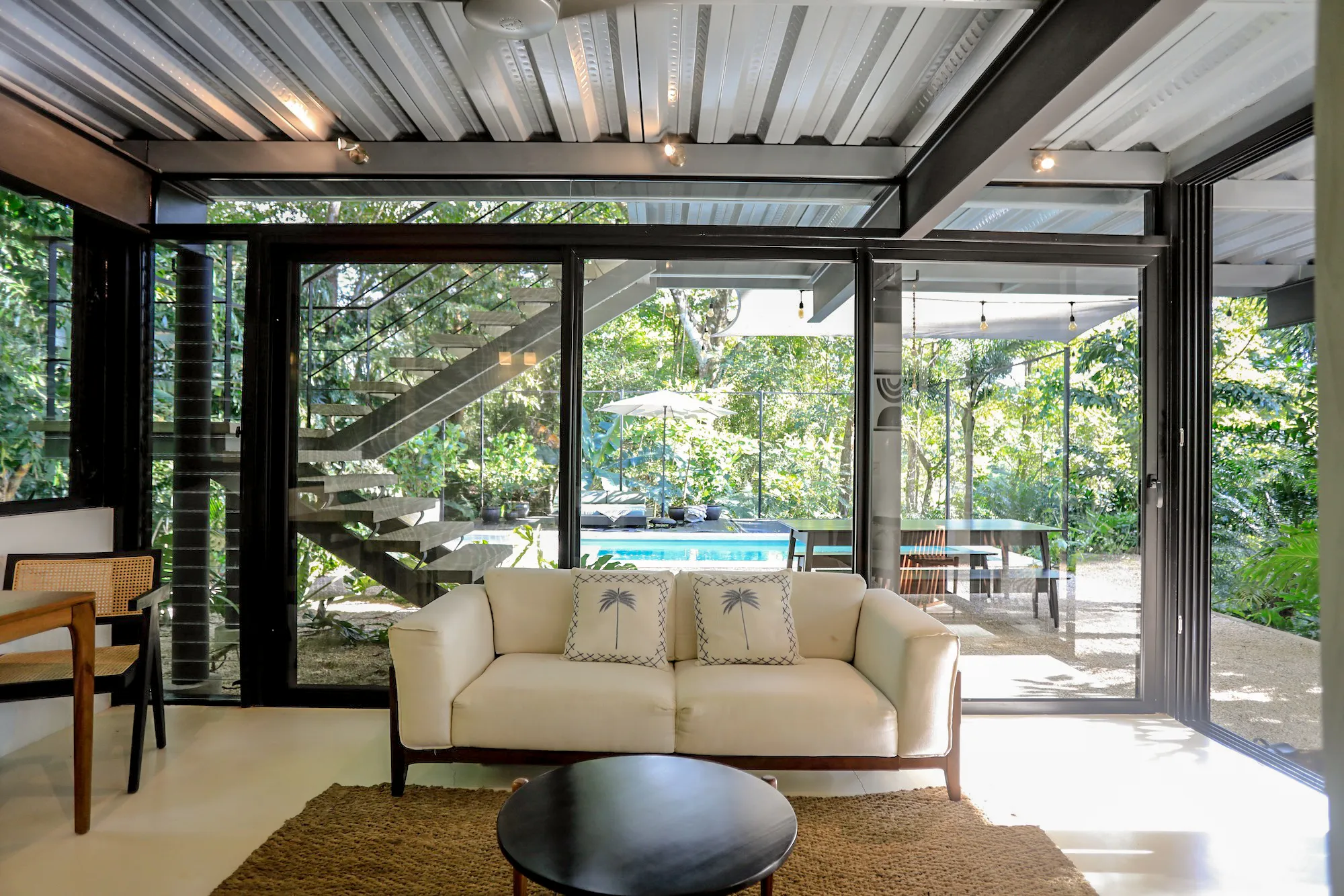 Lovely two bedroom house minutes from Hermosa Beach with pool - image 15