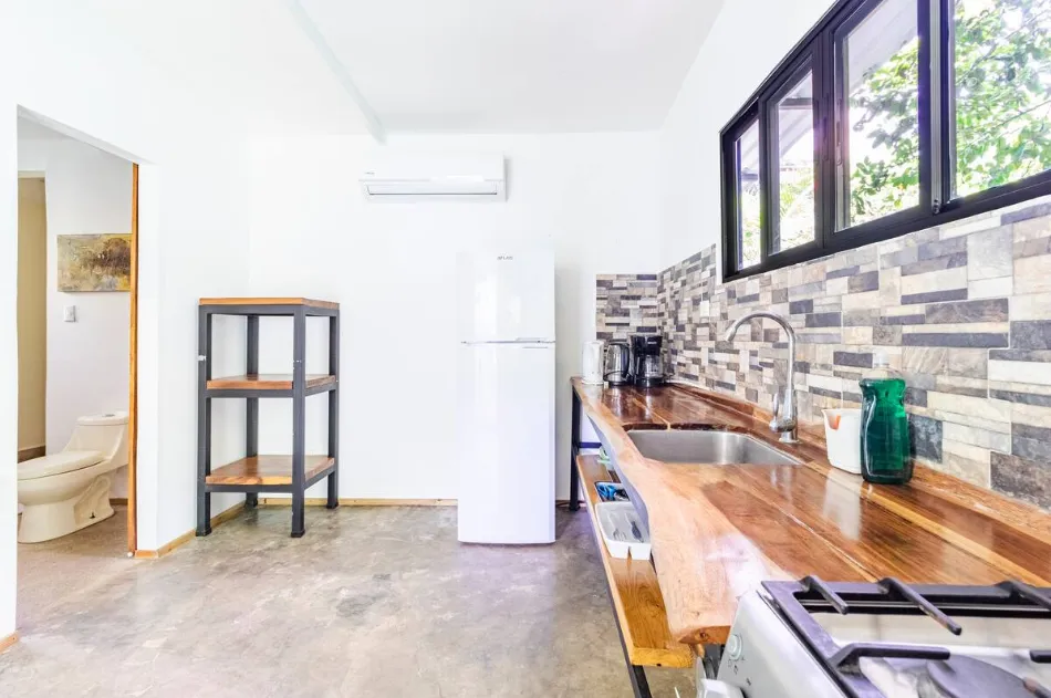 Two Bedroom Home with Studio and Swimming Pool 5 minutes from Santa Teresa Beach - image 14