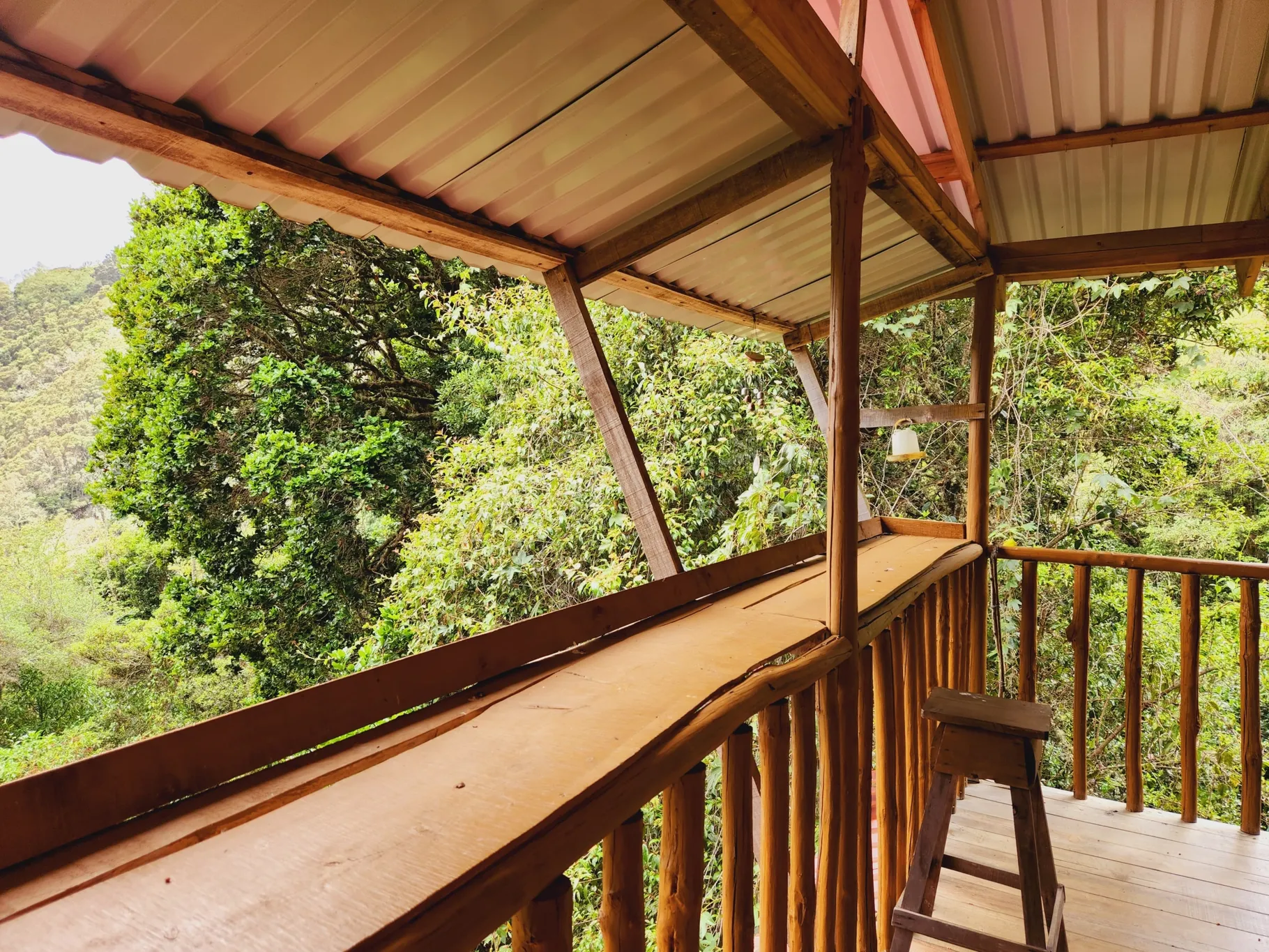 COZY MOUNTAIN RETREAT COTTAGE - image 6