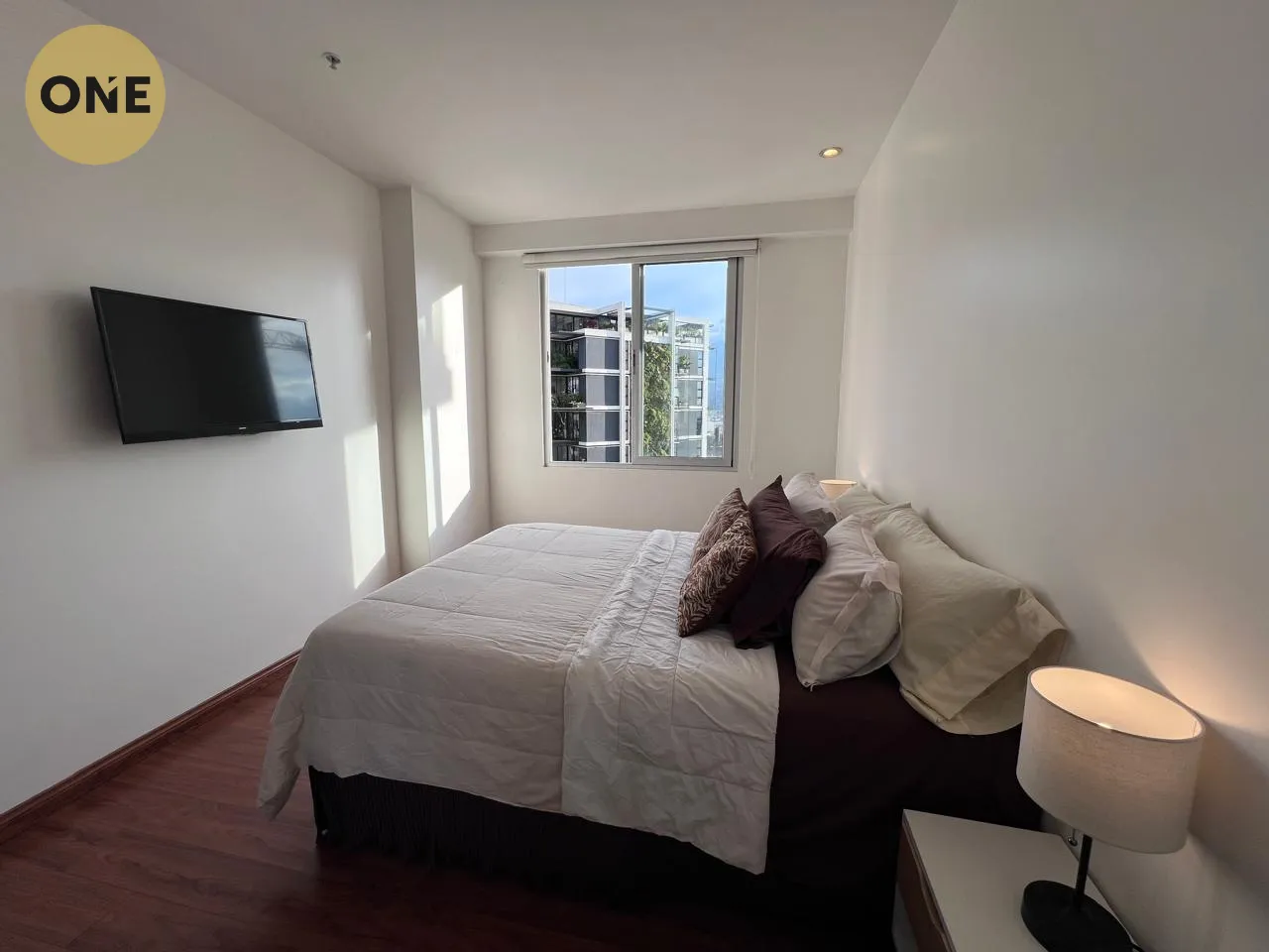 Great Investment Opportunity in the Exclusive La Nunciatura Area! - image 15