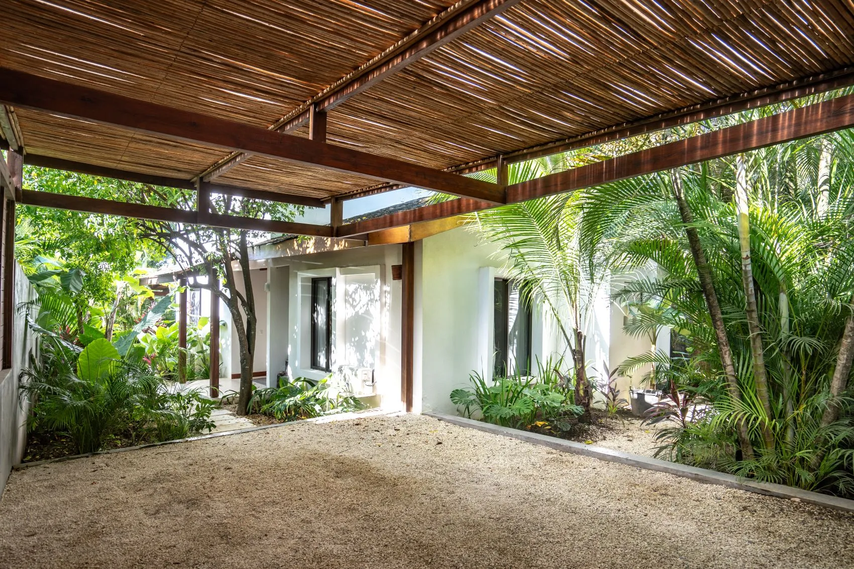 3 Bedroom Beach house foot steps from Playa Hermosa Santa Teresa - image 2