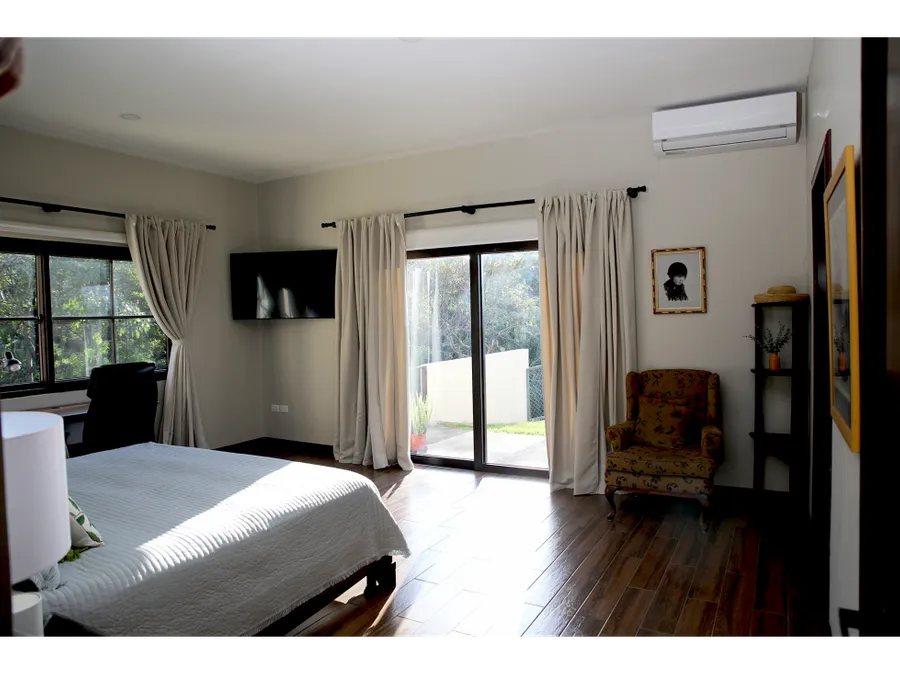 For Sale: Exclusive Luxury Residence in Gated Community – Santa Ana - image 12