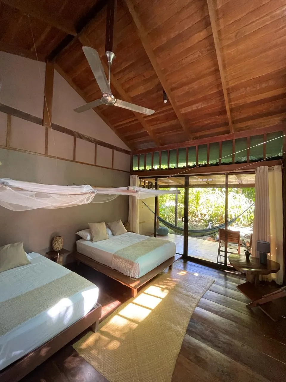 Bed and Breakfast 4 bungalows 2 duplex cabinas pool walking distance to the beach in Santa Teresa - image 11