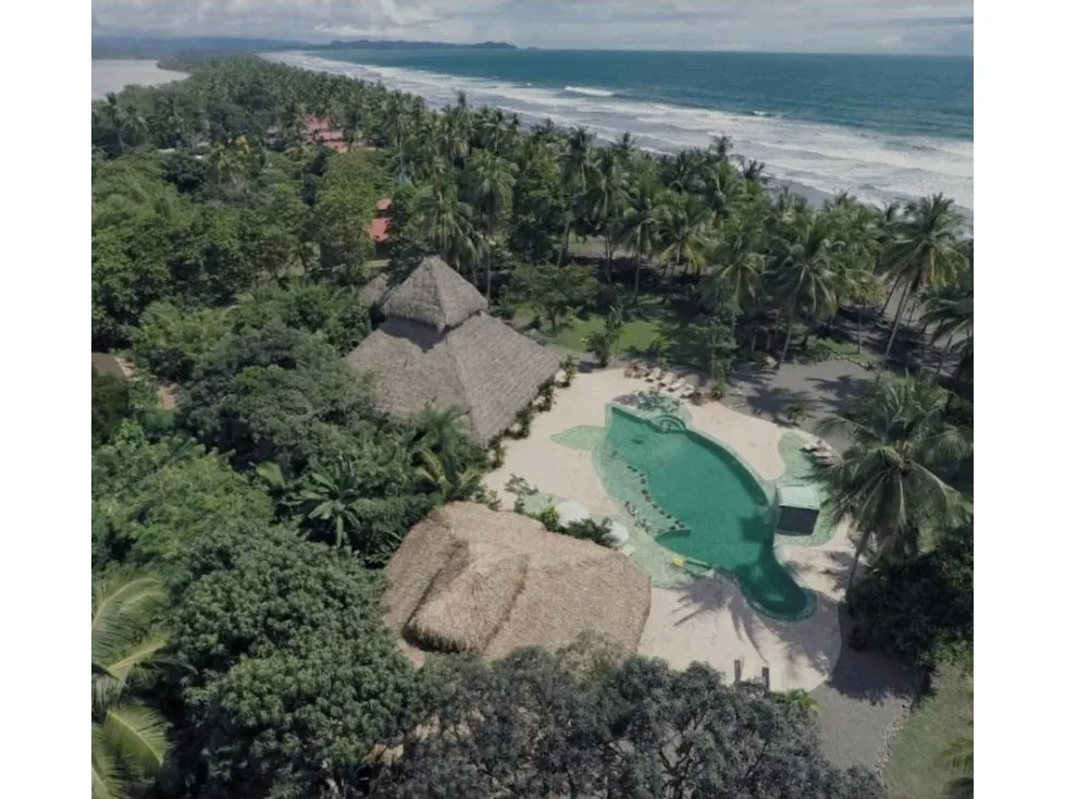 Costa Rica Hotel: 15 Beds, Prime Location, Great Investment - image 2