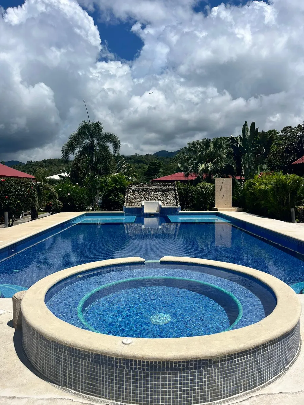 A Pristine 3-Star Jacó Gem Hotel with prime location and a history of excellence - image 3