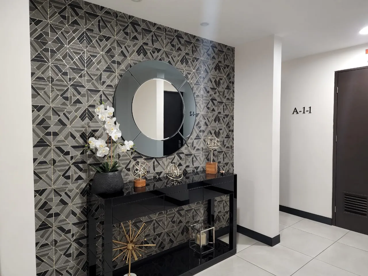 SALE/BEAUTIFUL APARTMENTS IN NOVATRIANA CONDOMINIUM, ALAJUELA - image 8