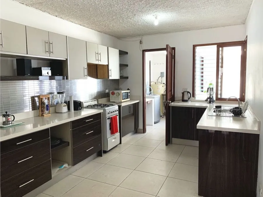 Charming House in Escazú, San José - 3 Bed, Great Location! - image 7