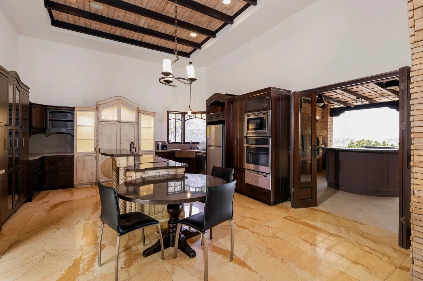 Tuscan-Style Luxury with Breathtaking Views, Privacy, and Sophistication - image 7