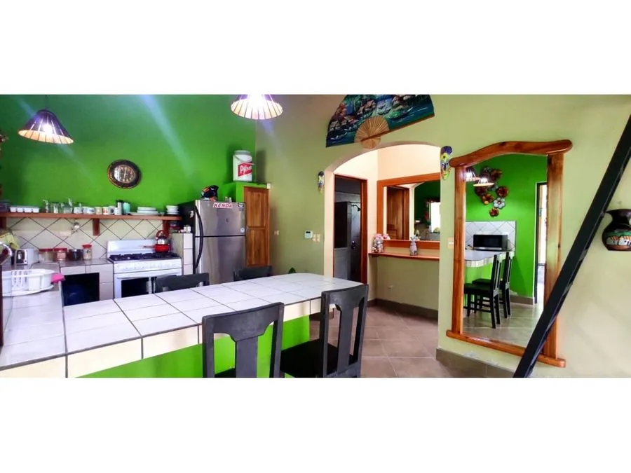 Beautiful House and a very nice and quiet area - image 4