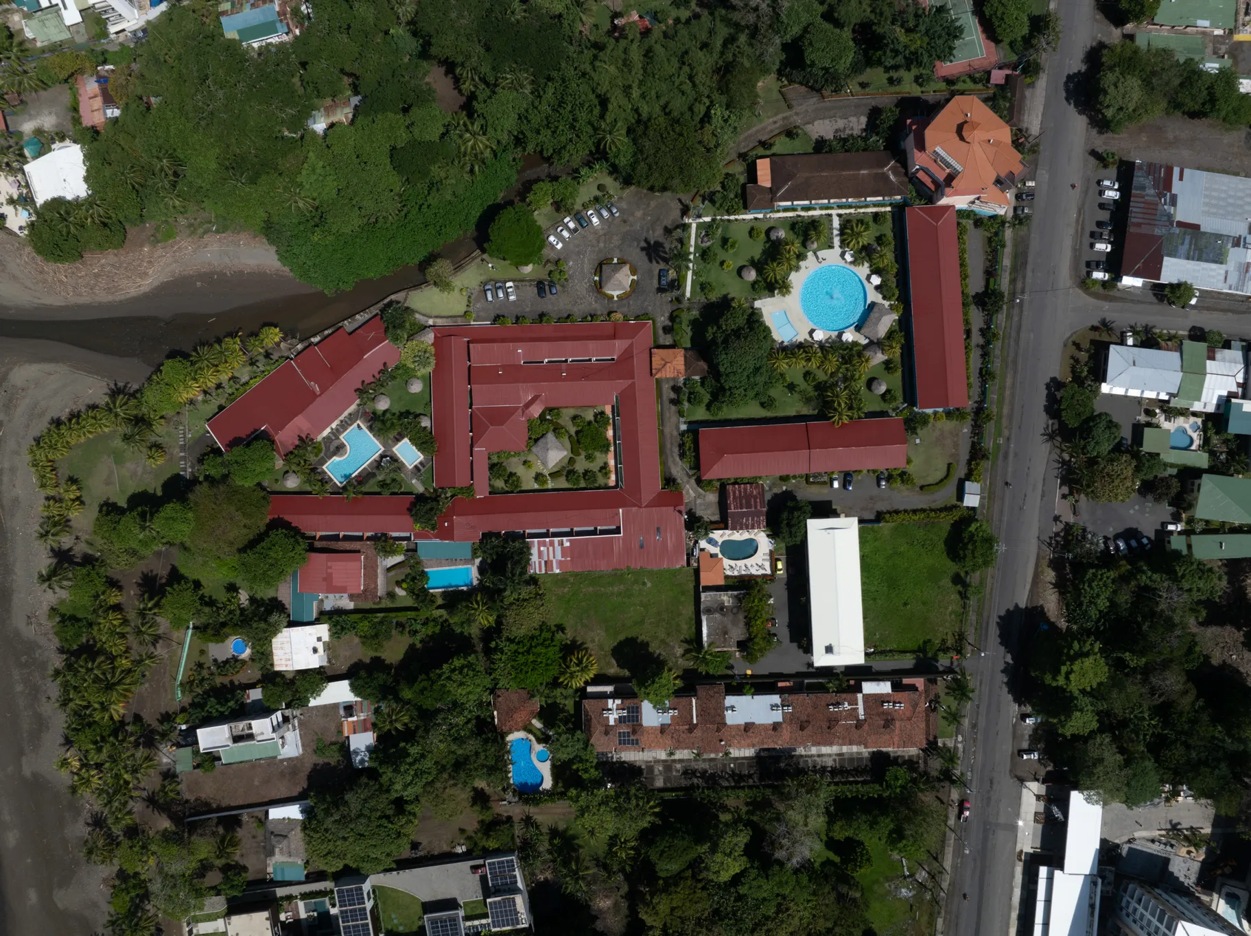 Beautiful Lot a few meters from the beach - image 6