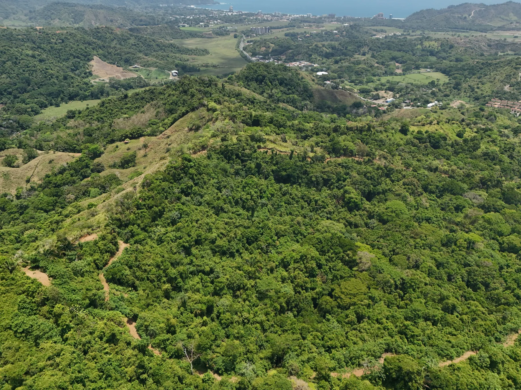 🌄 Prime Development Opportunity in Herradura – 206,657 m² with Ocean & Mountain Views 🌊🌿 - image 10