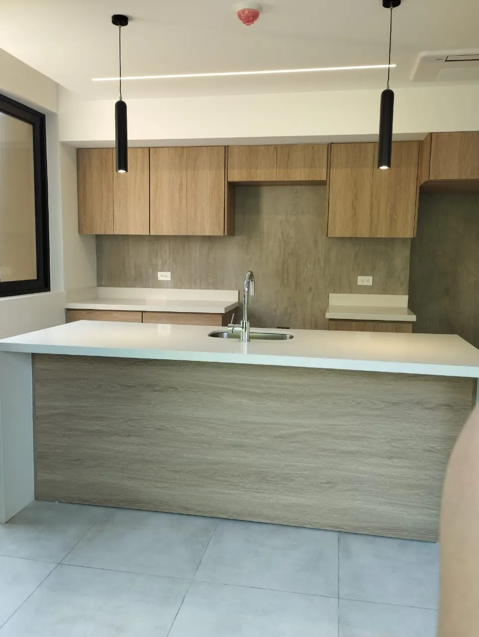 Own a Piece of Paradise – Stunning New Condo in Jaco Beach - image 5