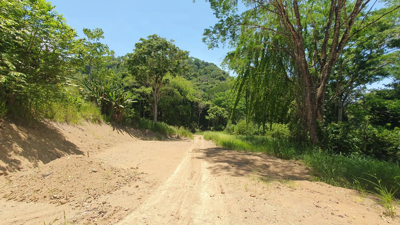 MULTIPURPOSE COMMERCIAL LAND IN OJOCHAL, COSTA RICA - image 11