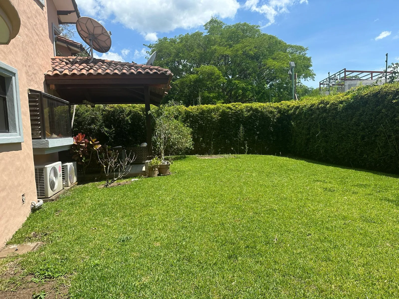 3-Bed Home Town House for rent in Condominium in Santa Ana - image 11