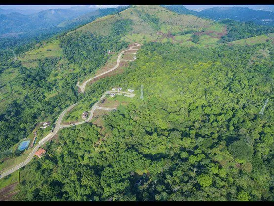 Condominium Lots with Perfect Views - image 2