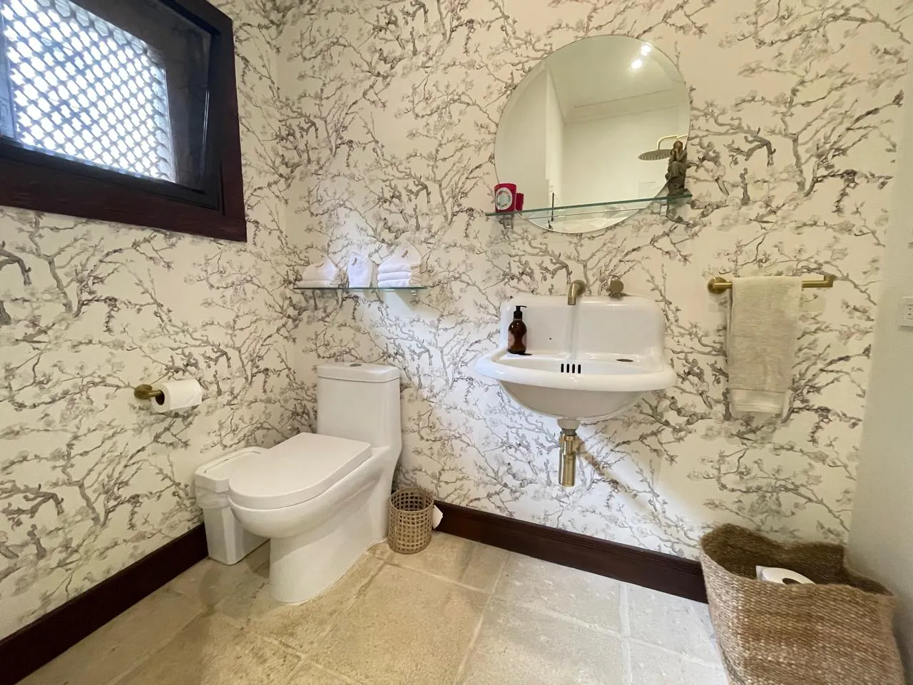 For Sale: House with Spectacular Views in Santa Ana - image 5