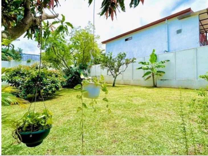Beautiful Single-Level Home in Escazú - image 12