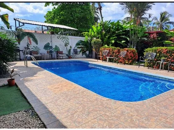 Invest Opportunity with this Hostel in Jaco - image 8