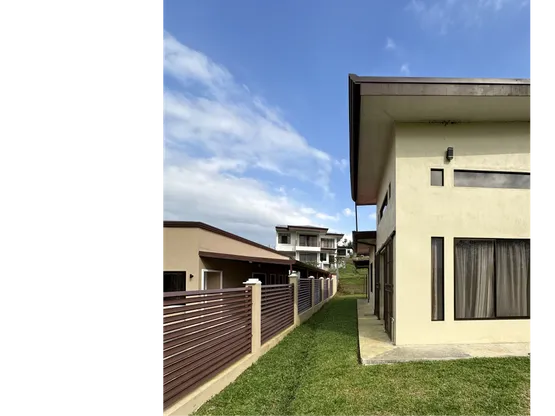 Casa en La Abundancia de San Carlos - image 1