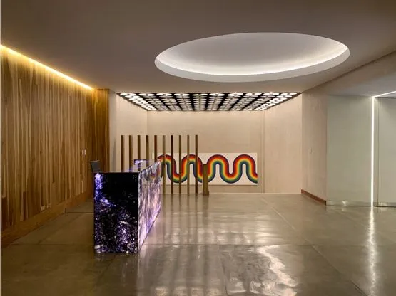 Espectaculares 1300 m2 de oficinas, en La Sabana! - image 6