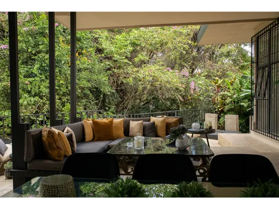 For Sale: Luxury Home Oasis in Escazú - image 12
