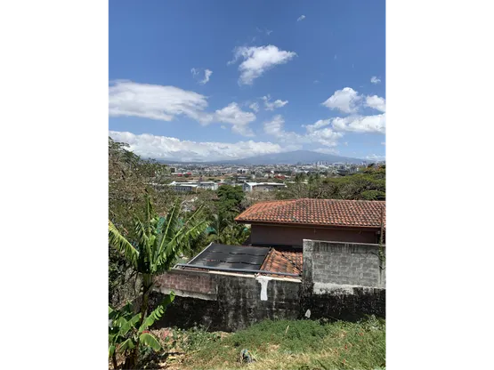 Lote -Terreno con vista para construir en Distrito Cuatro Escazú - image 5