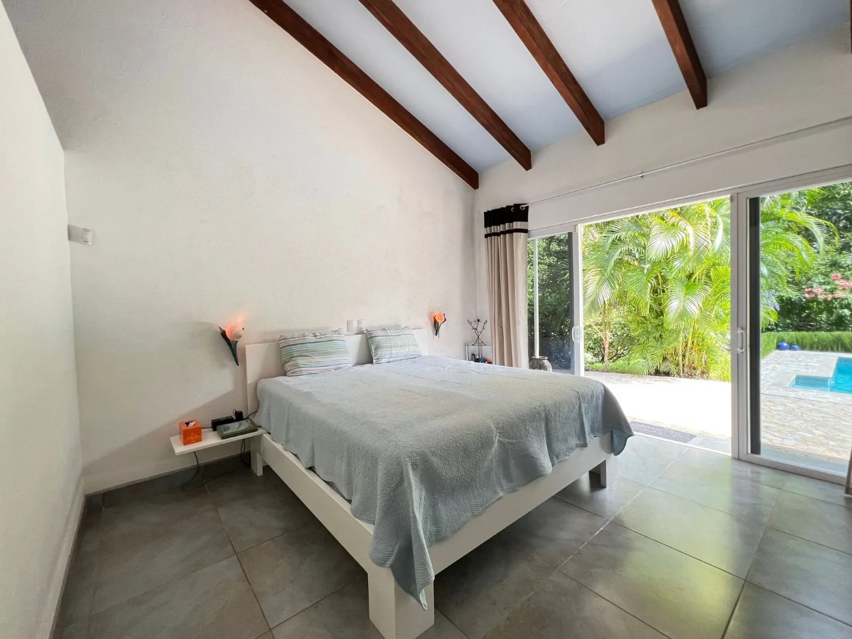 Villa Palma Royal Exclusive Private Estate with Modern Luxury and Natural Charm with horse stables in Las Delicias Santa Teresa - image 13