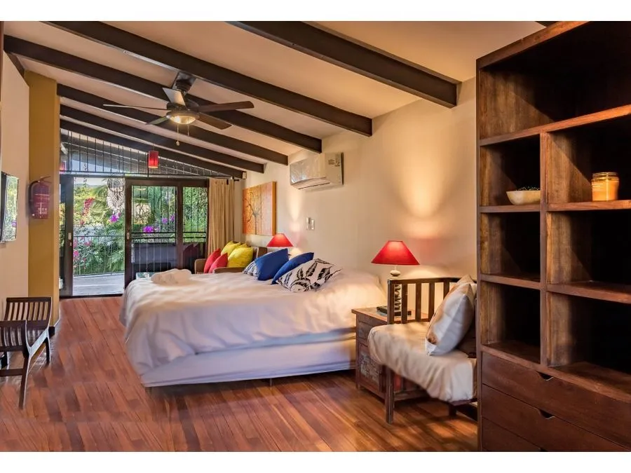  Spectacular Luxury house in Jaco Beach - image 11