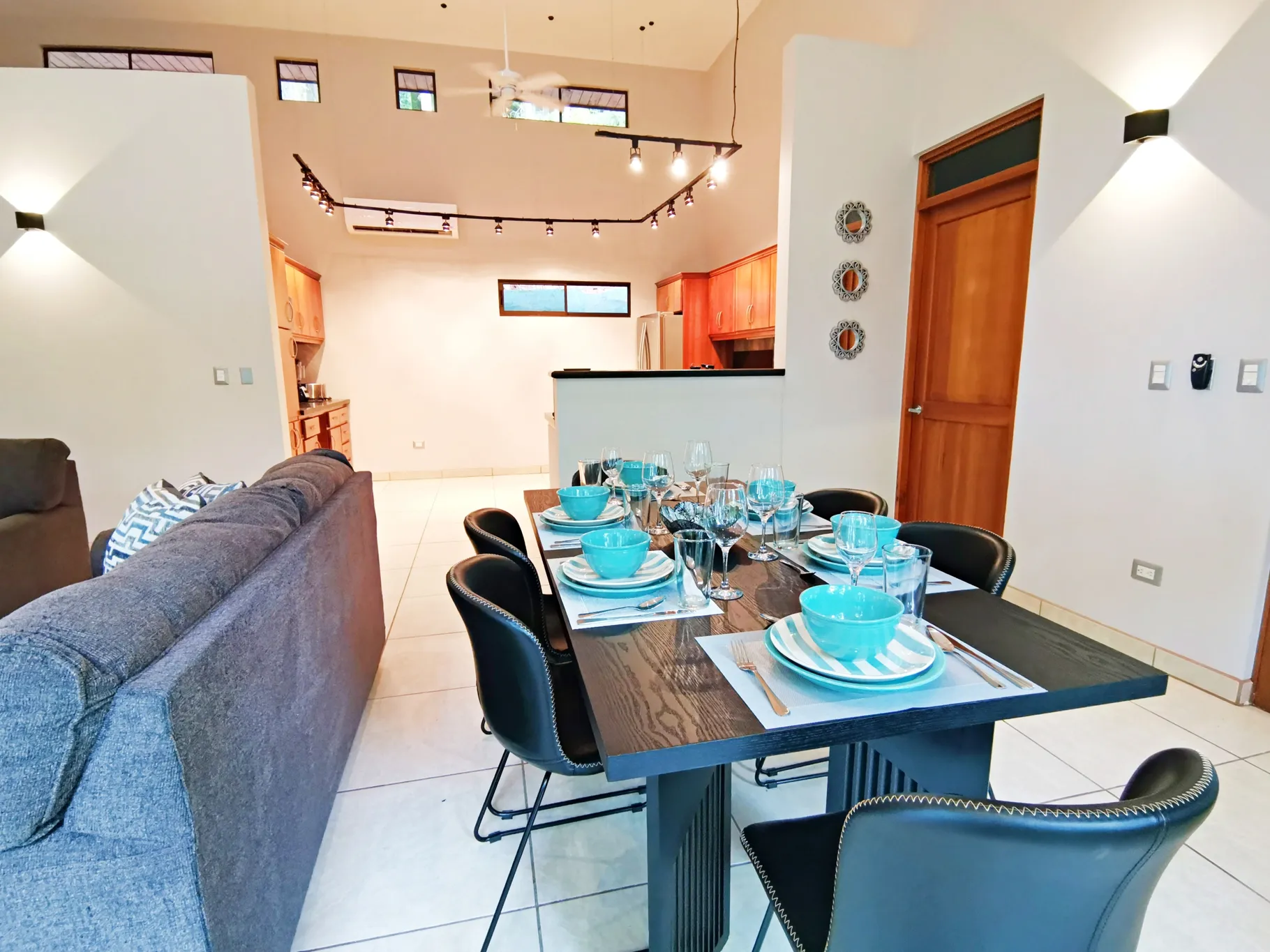 MAJESTIC VIEW HOUSE IN DOMINICAL, COSTA RICA - image 15