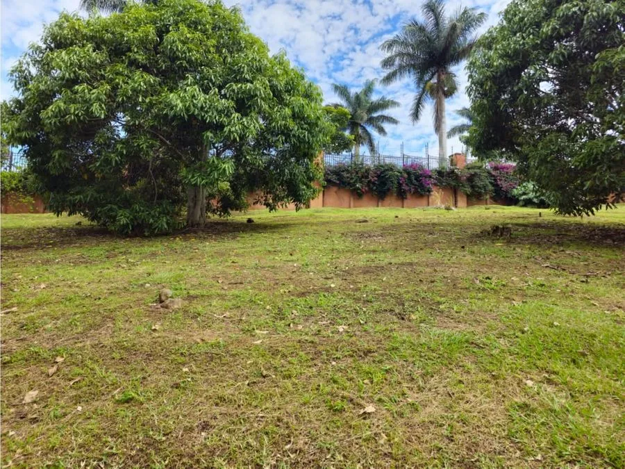 Vendo Lote en Condominio Roble Sabana,Tres Rios. - image 8