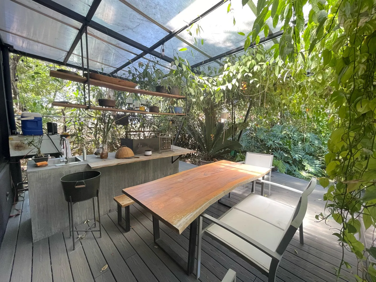 FOR SALE: Modern and Bright Home in Ciudad Colón, Surrounded by Nature - image 14