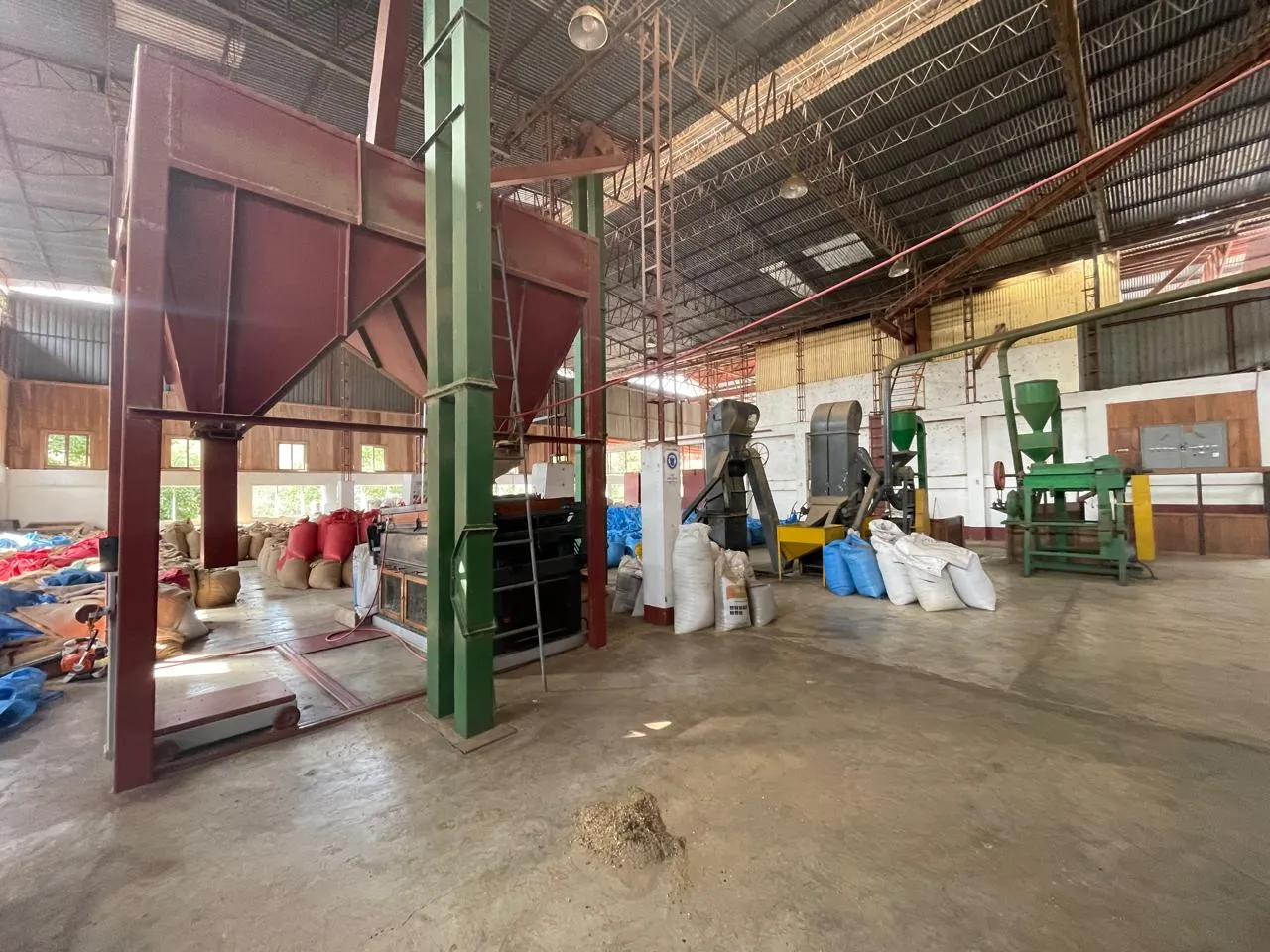 Venta Finca de Café, Beneficio y casa en Atenas - image 2