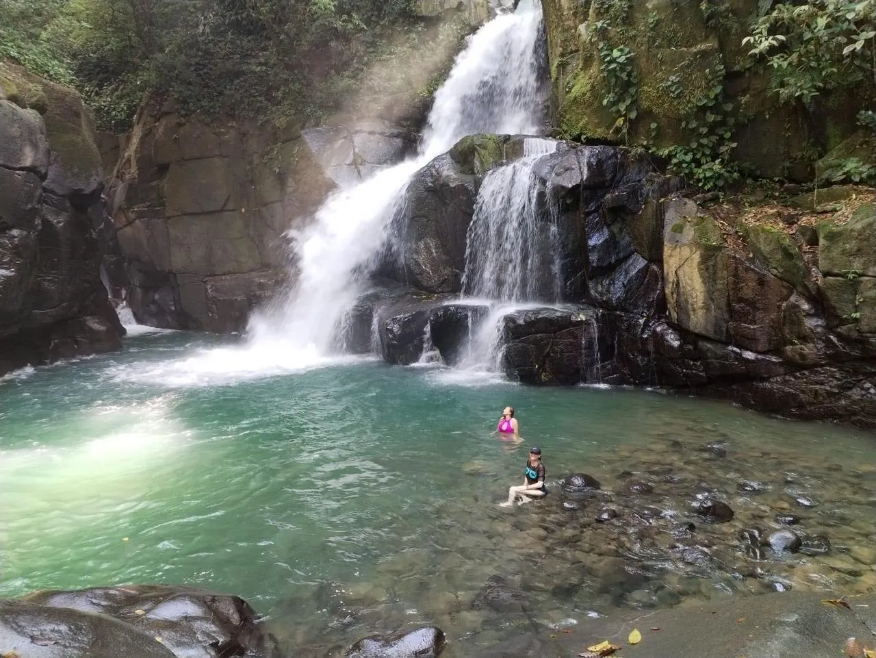  Incredible Ecological Property with 4 Spectacular Waterfalls - image 11