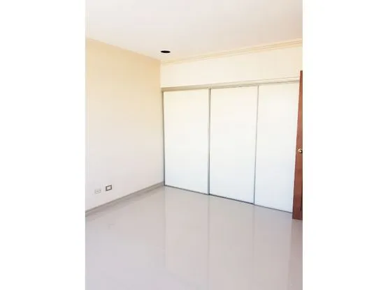 Venta de casa en condominio, en Curridabat, Urbanización El Prado - image 11