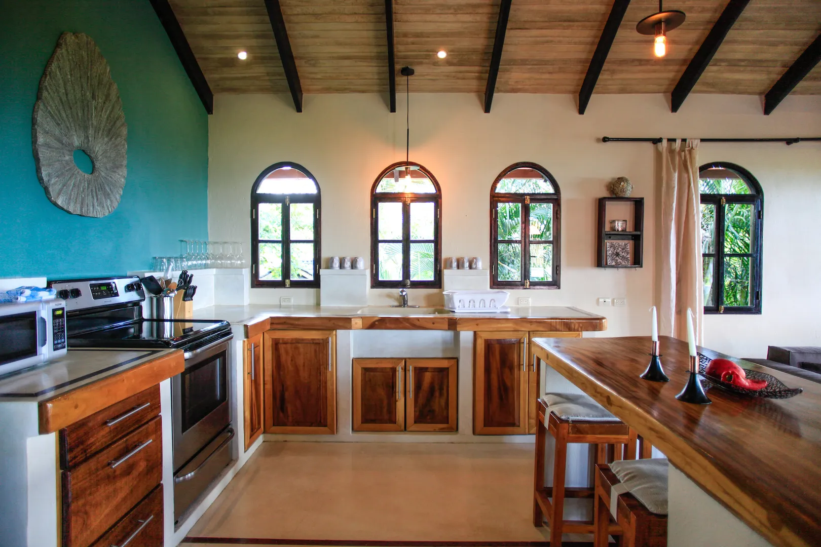 Unique Boutique Hotel in Santa Teresa - image 6