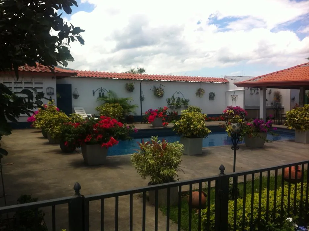For Sale: Quinta in San Rafael de Alajuela - image 11