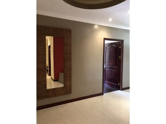 Fully furnished Condo, Riverside - image 13